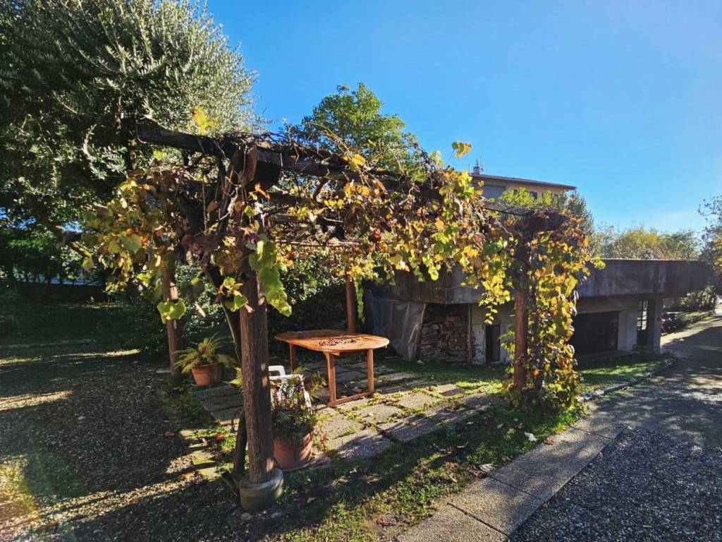 Villa a Baveno in Via Giulio Lavarini - Foto 3