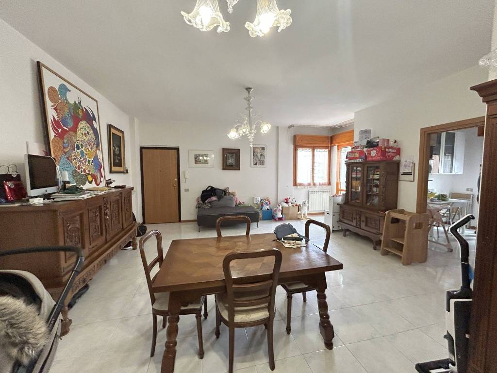 Appartamento a Viterbo in Via Sandro Pertini - Foto 2