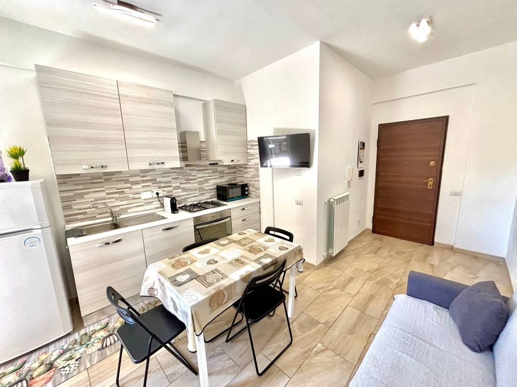 Appartamento a Ladispoli in Via Bracciano - Foto 3