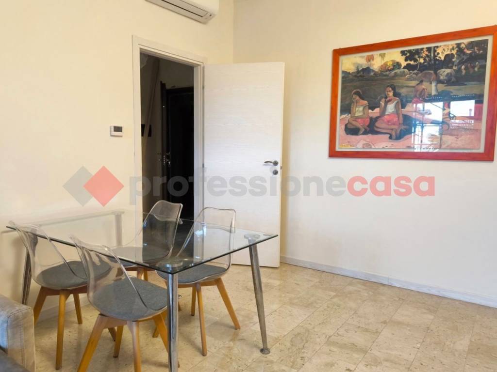 Appartamento a Arona in Via Lago D'Orta - Foto 2