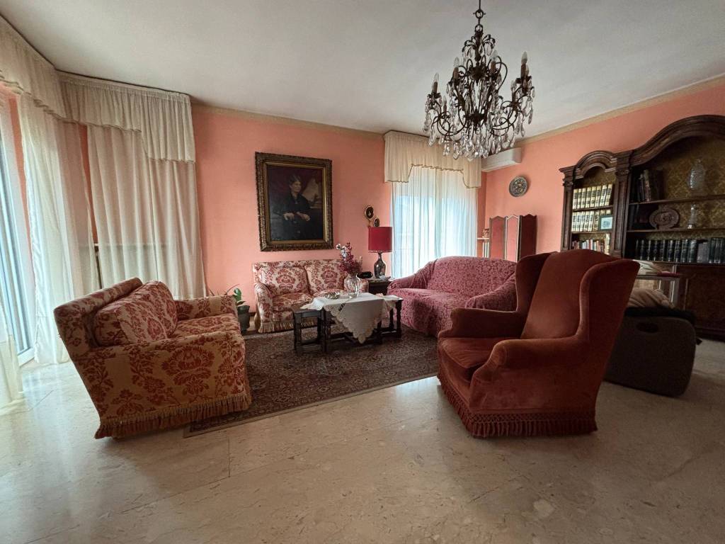Villa a Caresanablot in Via Michelangelo Buonarroti - Foto 2