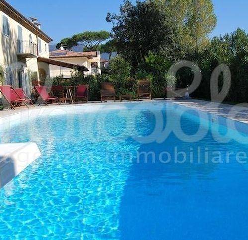 Villa a Forte dei marmi in Via Ariosto - Foto 3