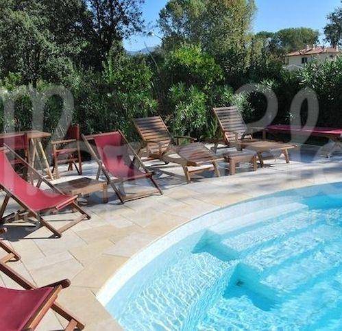 Villa a Forte dei marmi in Via Ariosto - Foto 4