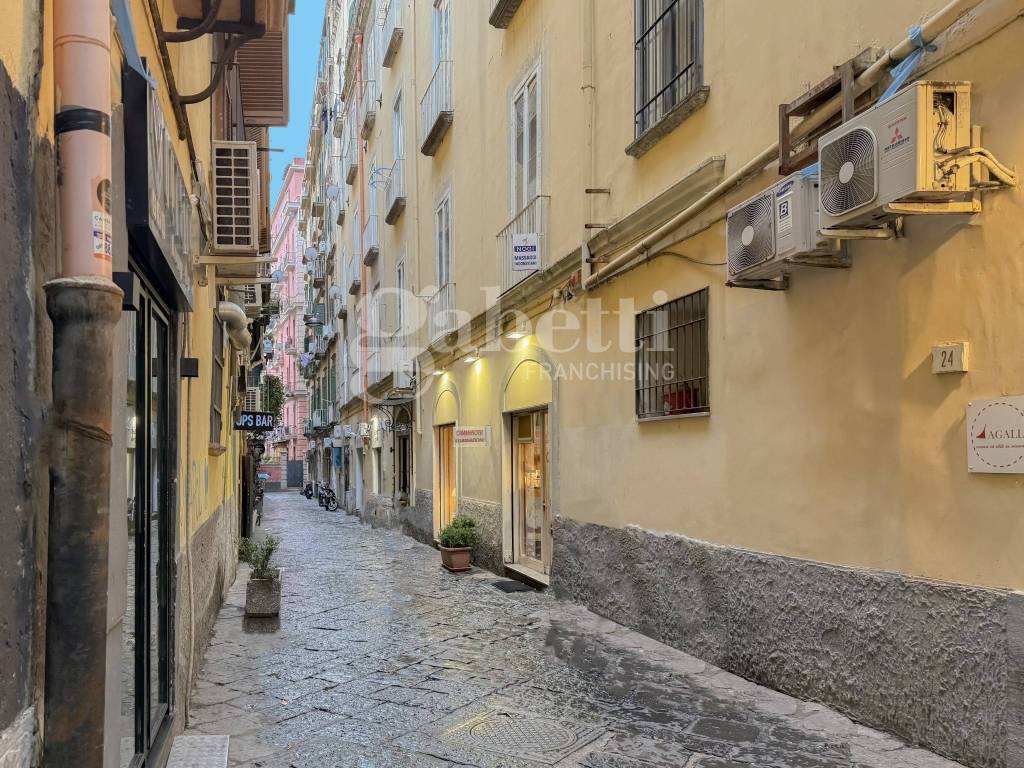 Appartamento a Napoli in Vicoletto Belledonne, 6 - Foto 2