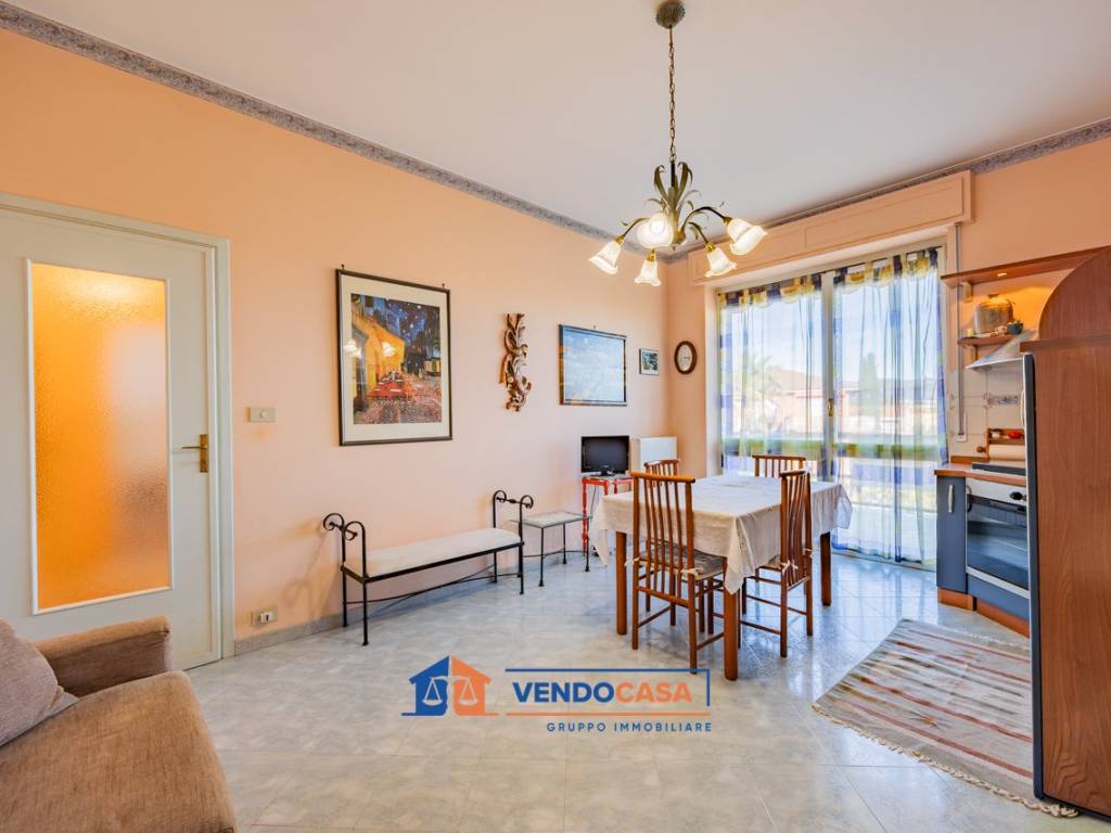Appartamento a Diano marina in Via Villebone, 41 - Foto 2