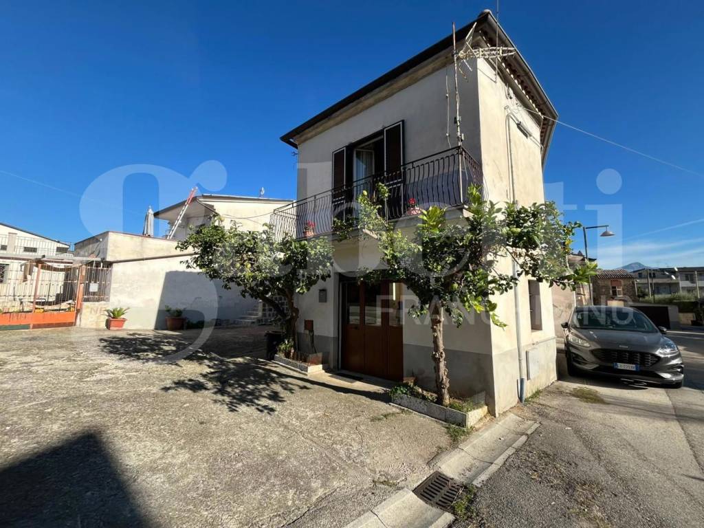 Casa indipendente a Alvignano in Via Gorizia - Foto 3