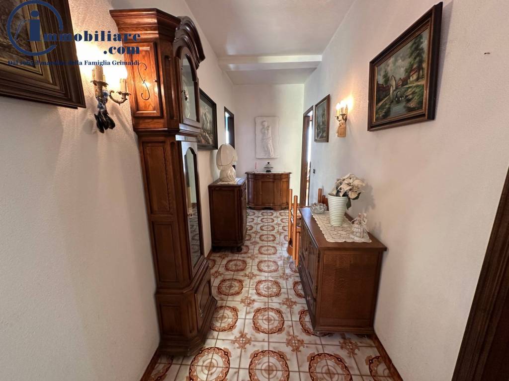 Casa indipendente a Tortolì in Via S. Locci - Foto 3