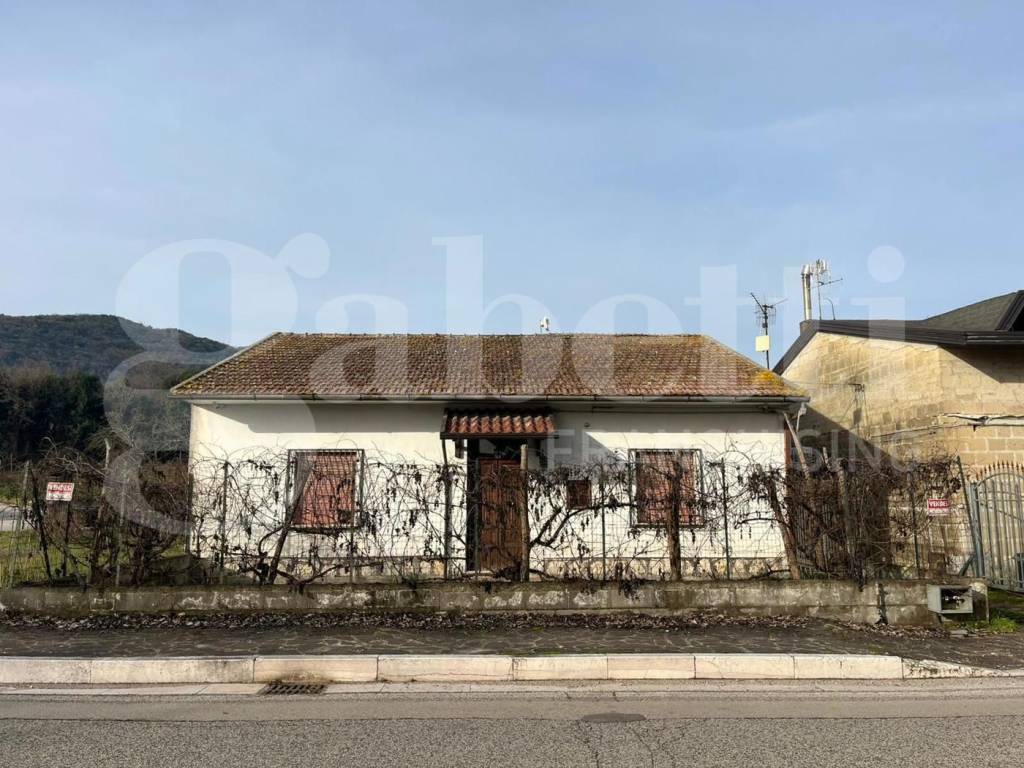 Casa indipendente a Alvignano in Via Fontanelle, 3 - Foto 2