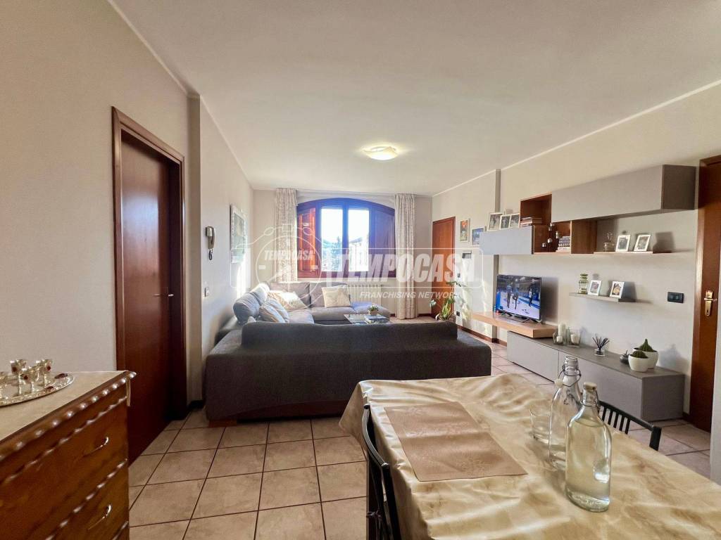 Appartamento a Sarnico in Via Cerro 20 - Foto 5