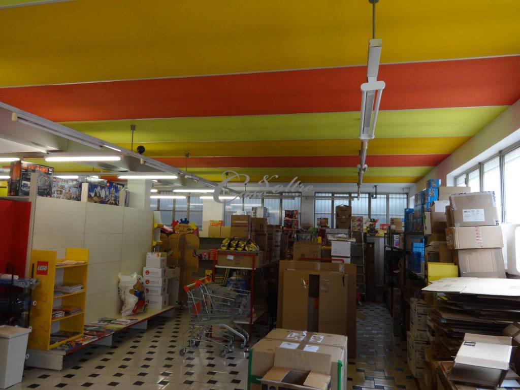 Immobile a Varese in Via Giuseppe Giusti, 16 - Foto 2