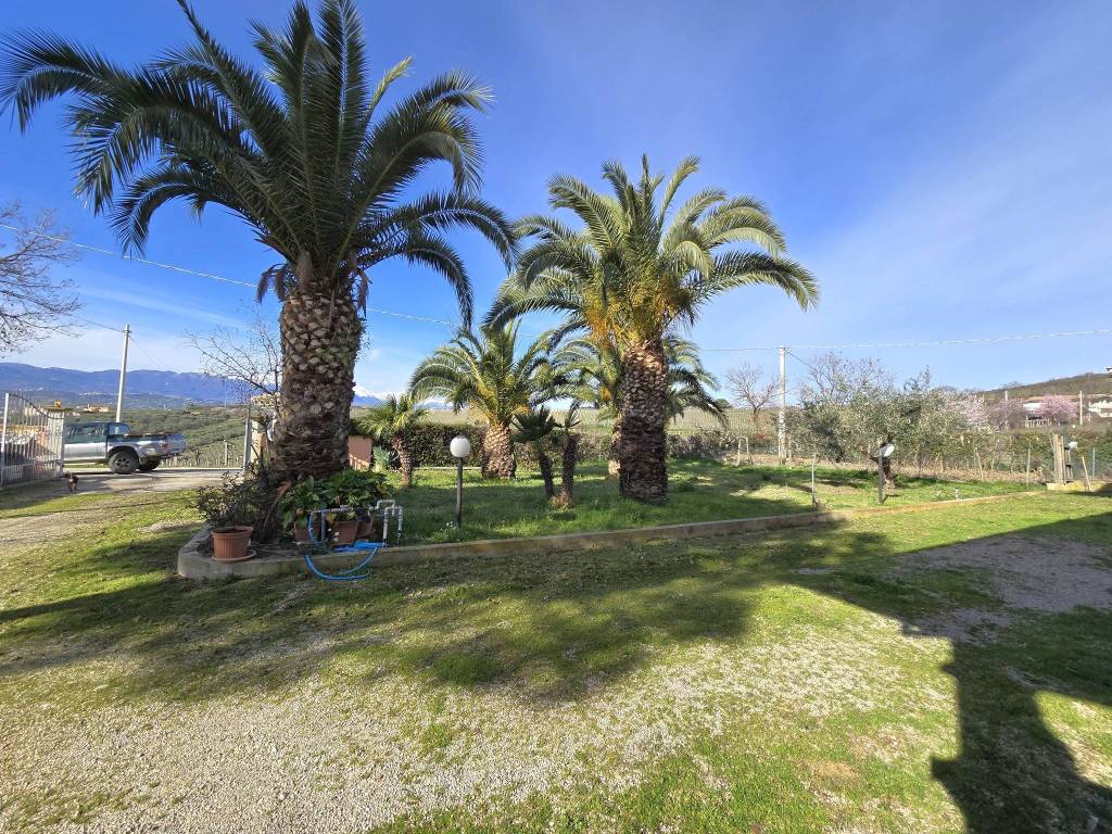Villa a Città sant'angelo in Strada Eugenio Maury - Foto 4