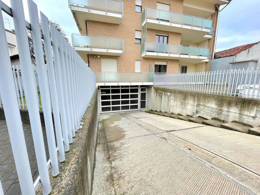 Box / garage a Bra in Via Gandino , 70 - Foto 2