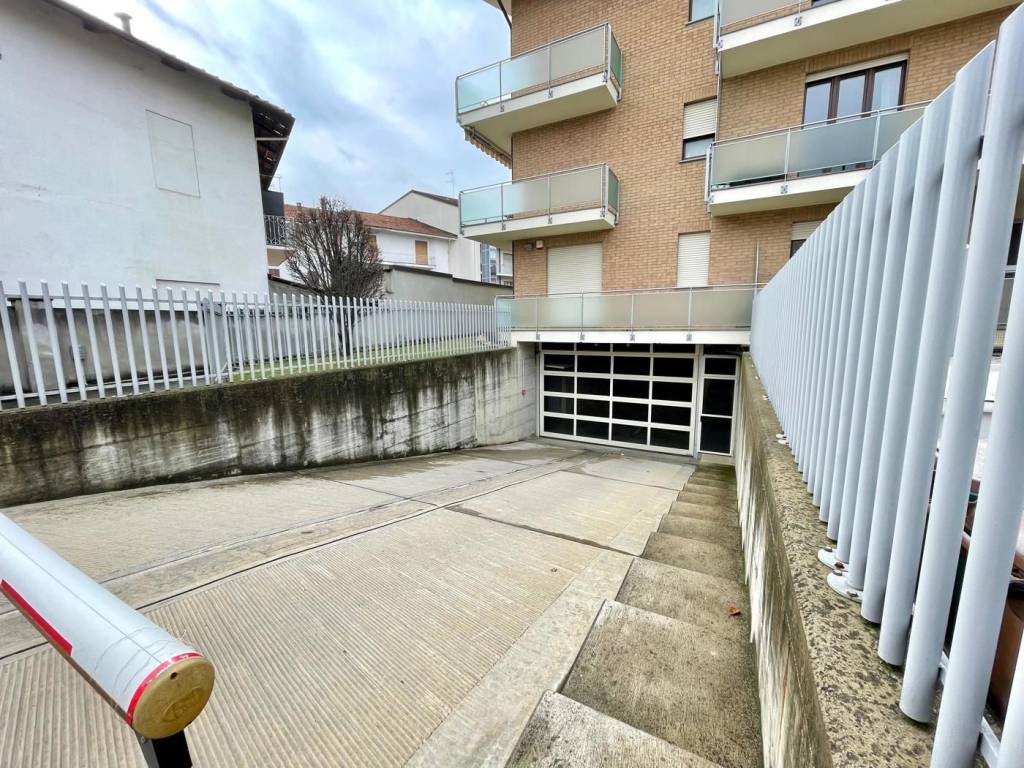 Box / garage a Bra in Via Gandino , 70 - Foto 3