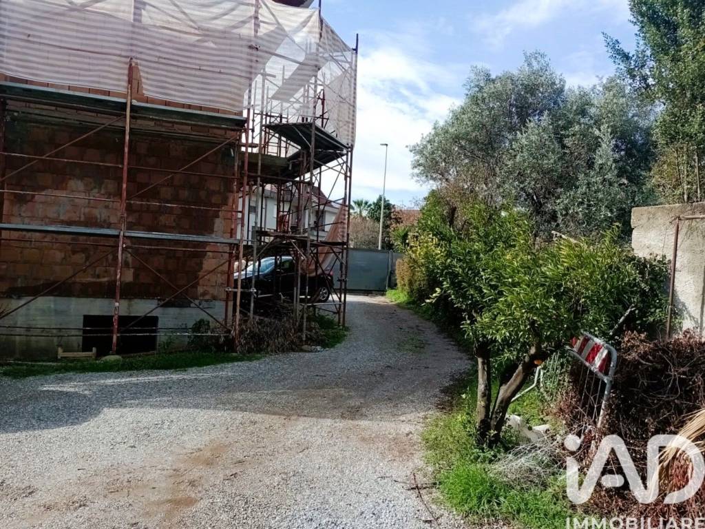 Villa a Lamezia terme in Via PIETRO NENNI - Foto 3
