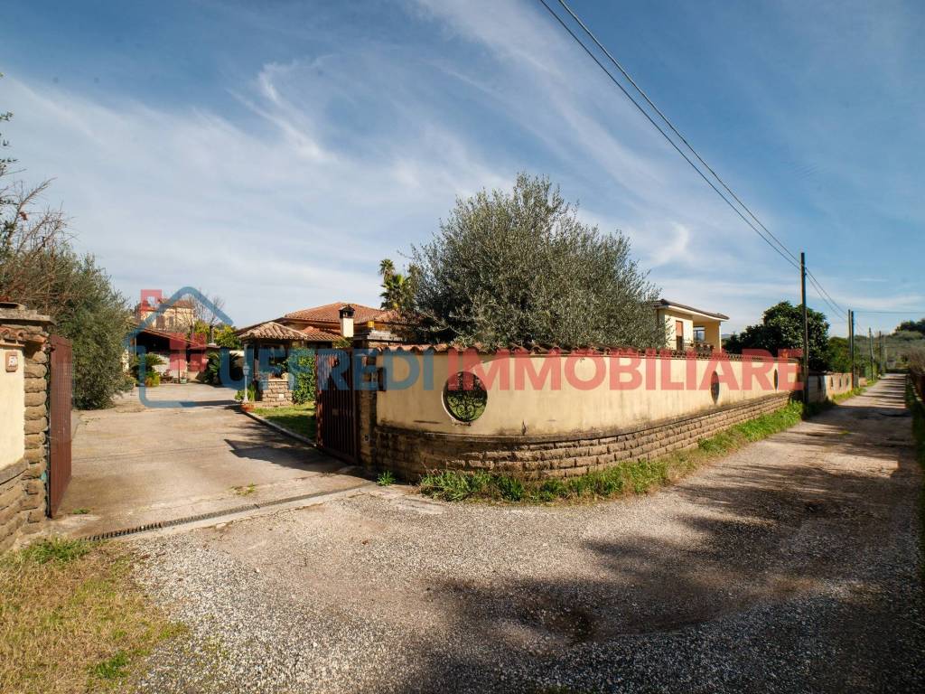 Villa a Velletri in Via dei Cinque Archi - Foto 2