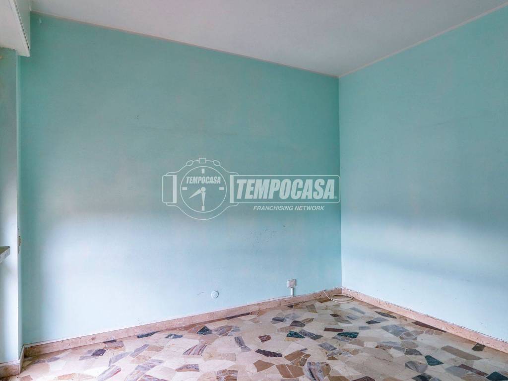 Appartamento a Induno olona in Via Vincenzo Vela - Foto 2