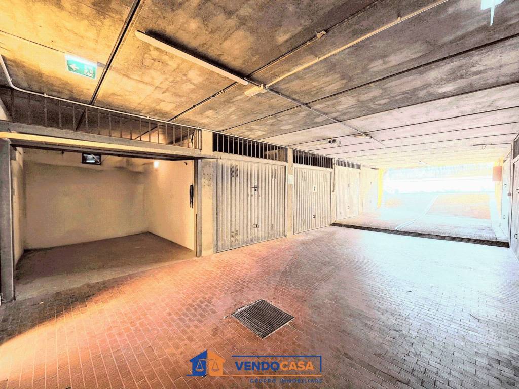 Box / garage a Loano in Via Amilcare Ponchielli - Foto 3