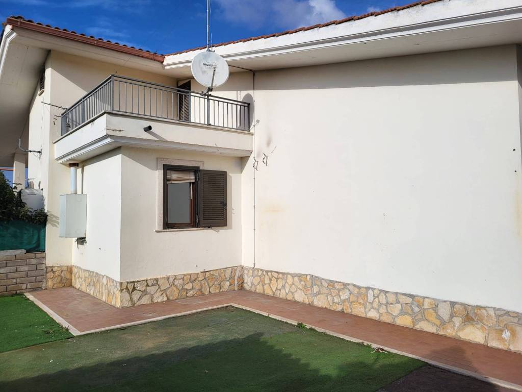 Villa a Ardea in Via Pavia - Foto 2