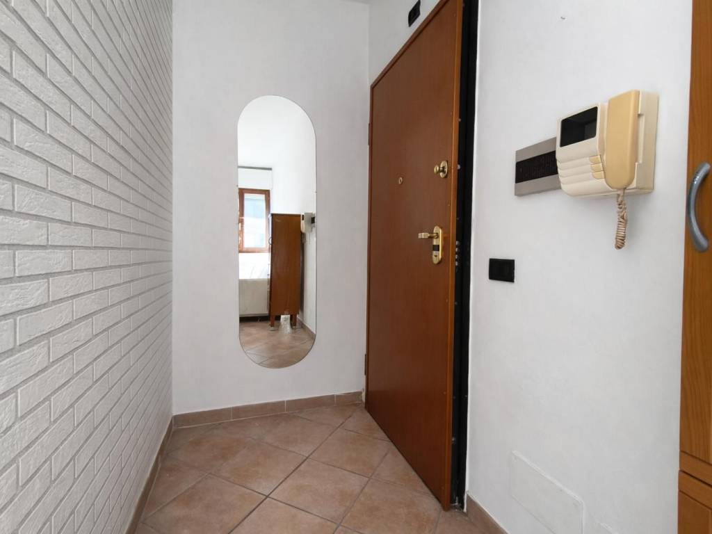 Appartamento a Latina in Viale Le Corbusier, 55 - Foto 2
