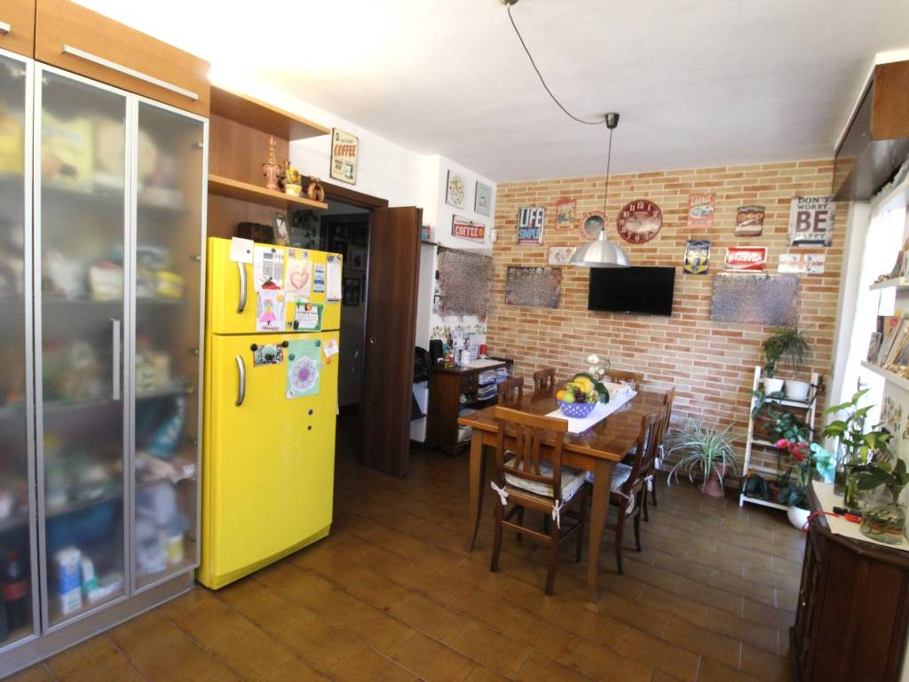 Appartamento a Marnate in Via Roma, 11 - Foto 3
