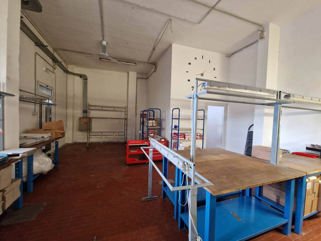 Immobile a Campi bisenzio in via monti, 1 - Foto 2