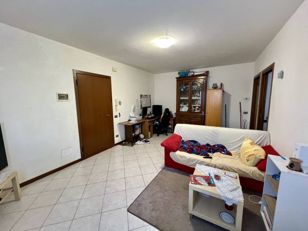 Appartamento a Legnago in Via Renato Sandrini, 2 - Foto 2