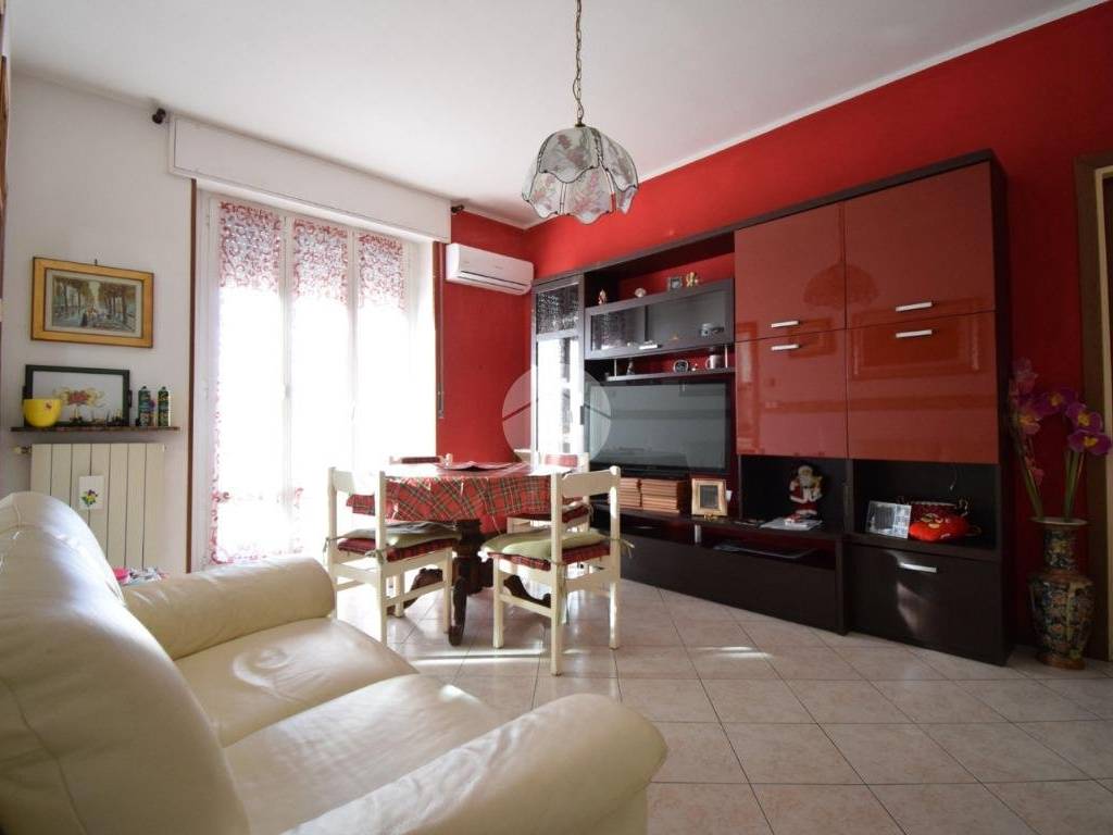 Appartamento a Agrate brianza in Via Monte Grappa - Foto 2