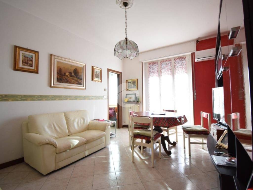 Appartamento a Agrate brianza in Via Monte Grappa - Foto 3