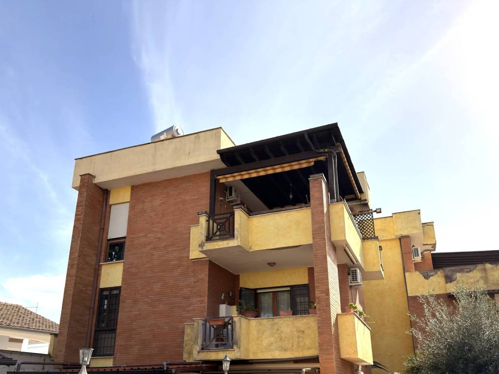 Appartamento a Ardea in Via delle Mimose - Foto 3