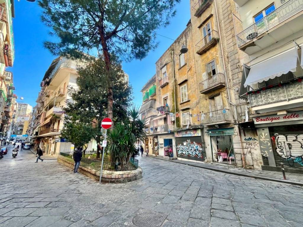 Appartamento a Napoli in P.zt Salvatore Trinchese, 8 - Foto 5