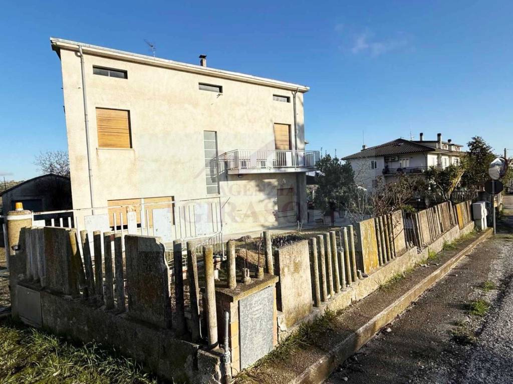 Casa indipendente a Torano nuovo in Via Roma, 58 - Foto 3