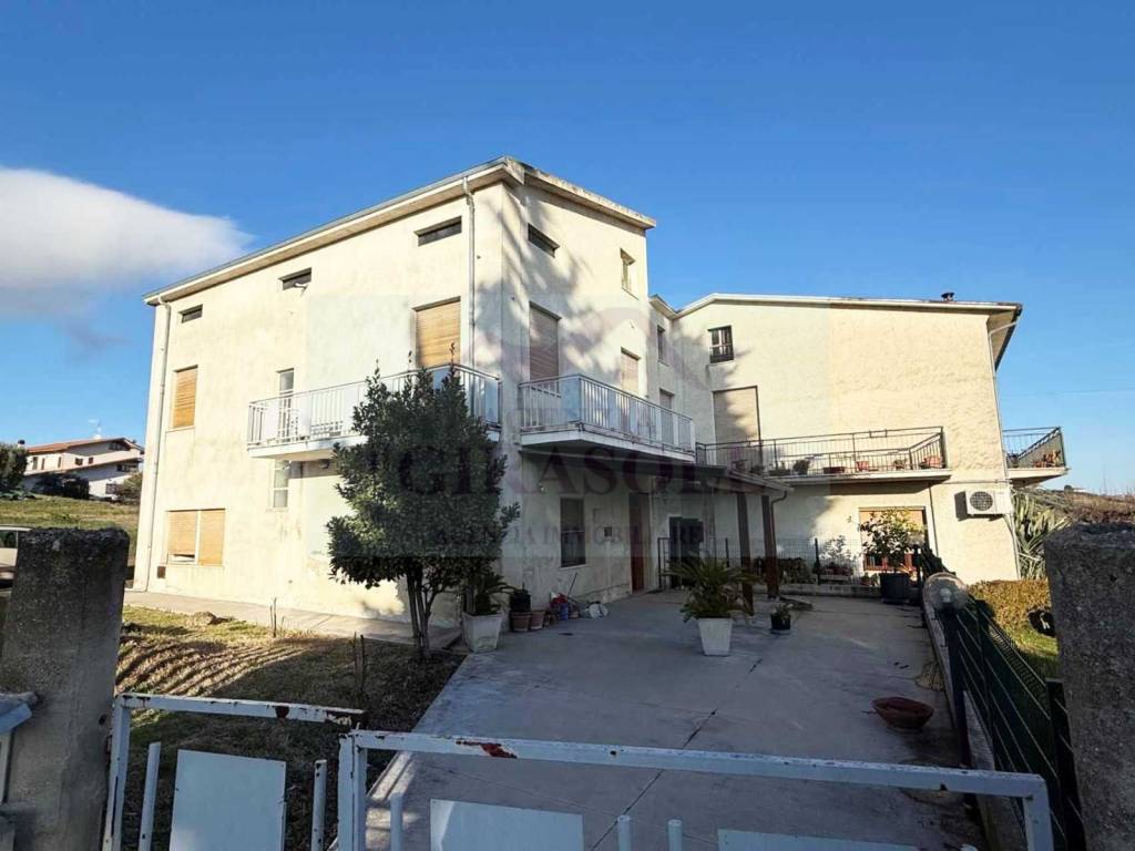 Casa indipendente a Torano nuovo in Via Roma, 58 - Foto 4