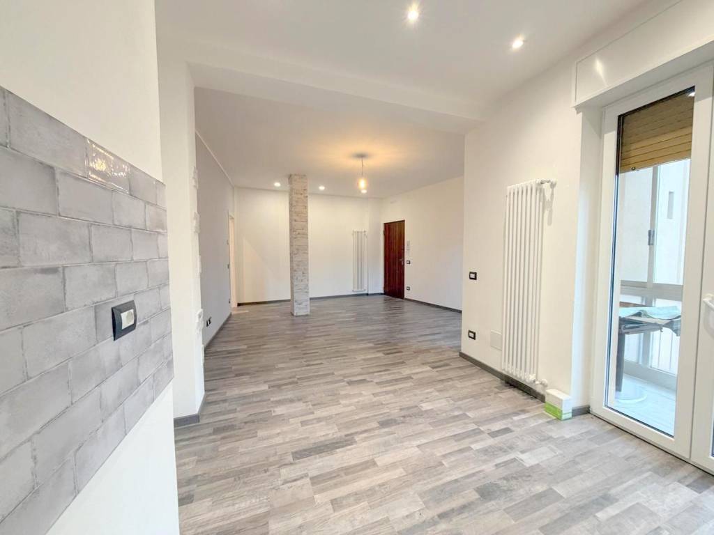 Appartamento a Verona in Via Luigi Prina, 3 - Foto 3