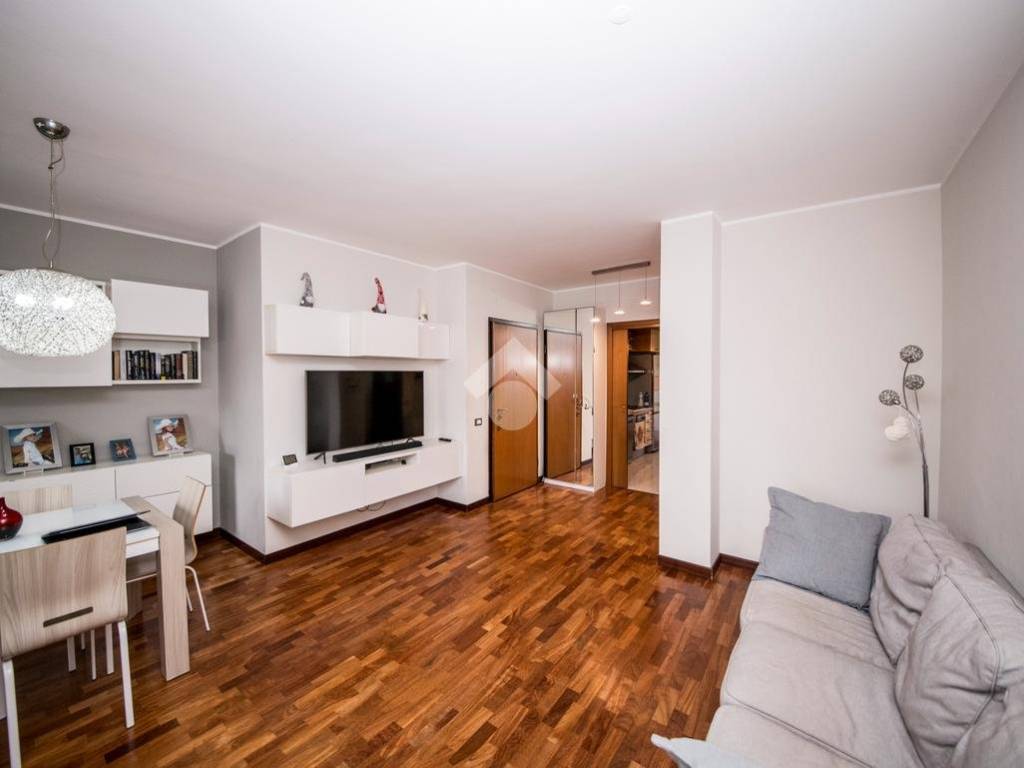 Appartamento a Cesano boscone in Via Monte Grappa, 2 - Foto 5