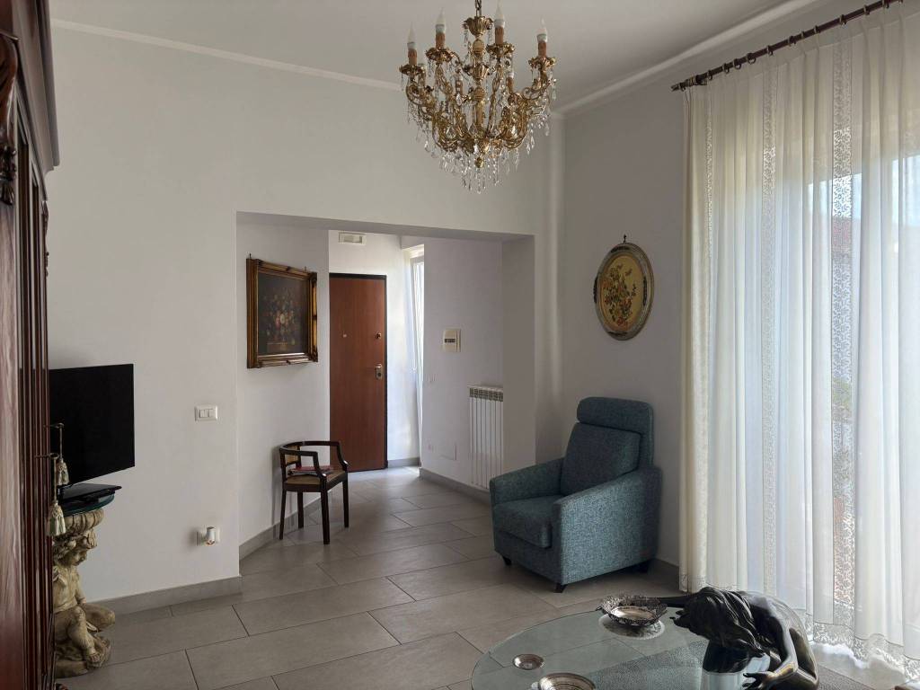 Appartamento a Casalnuovo di napoli in Via Vittorio Emanuele III, 40 - Foto 3