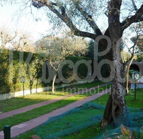 Villa a Forte dei marmi in Via Mazzini - Foto 2