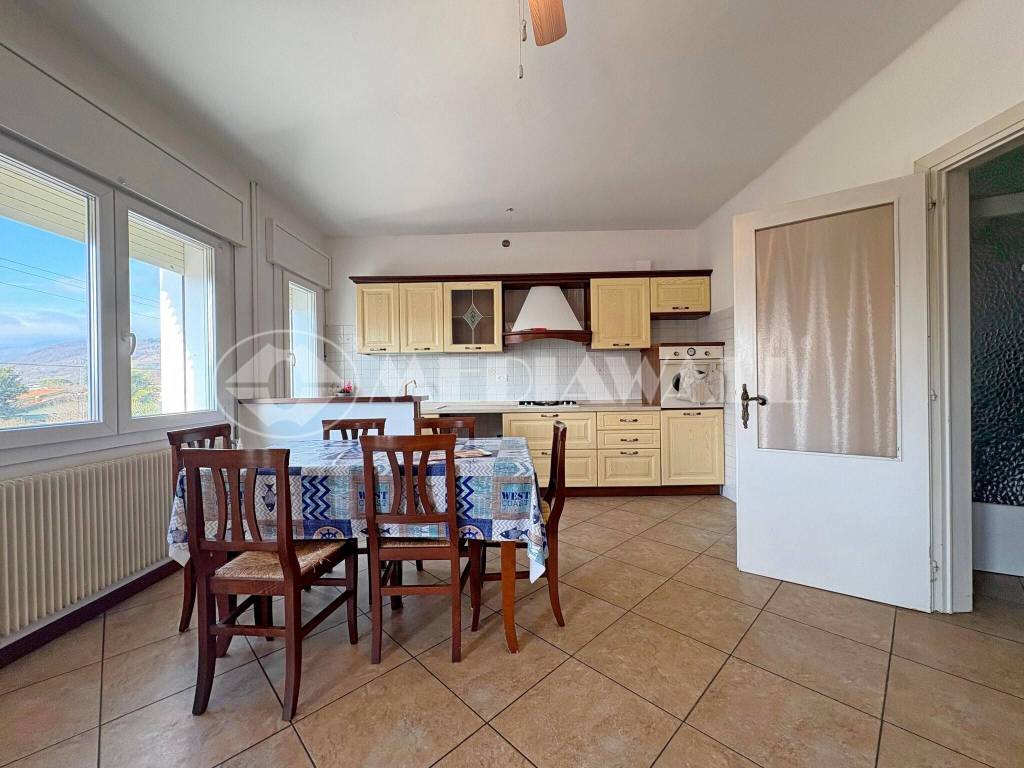 Appartamento a Aviano in Via Ippolito Nievo, 8 - Foto 3