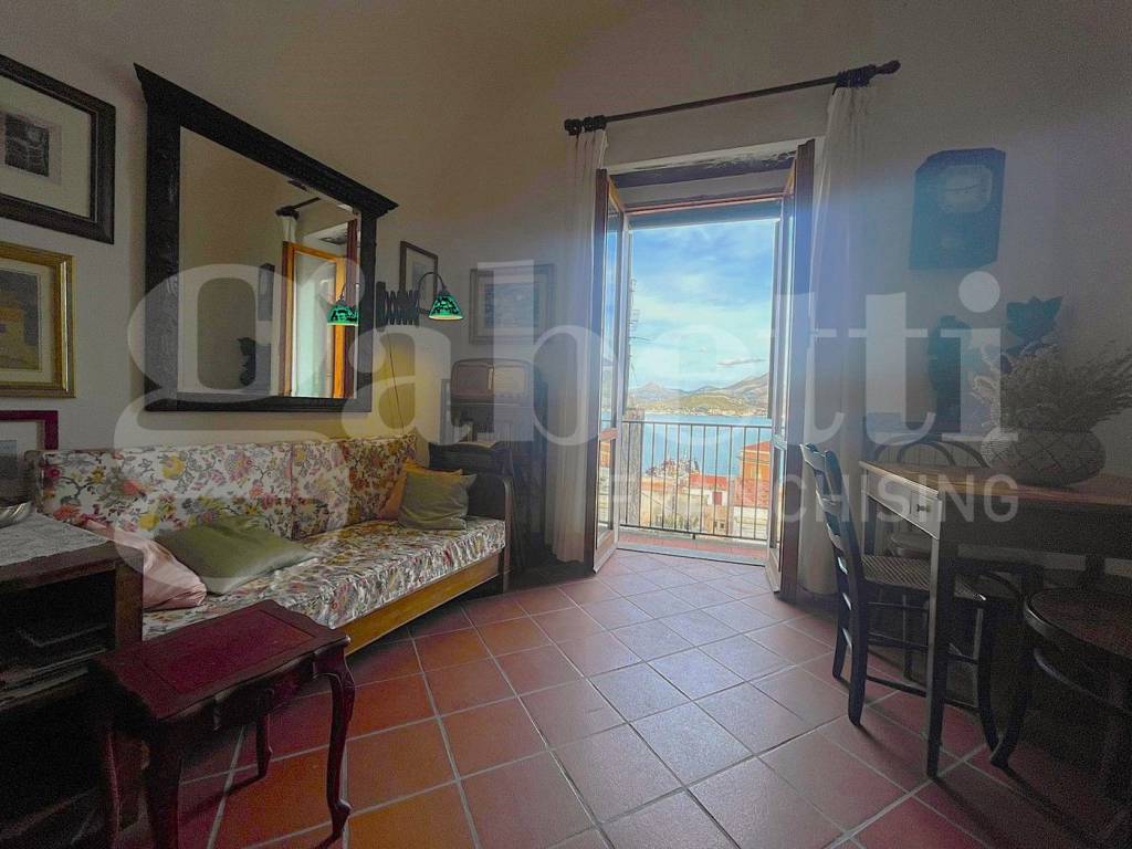 Appartamento a Gaeta in Salita degli Albito, 36 - Foto 2