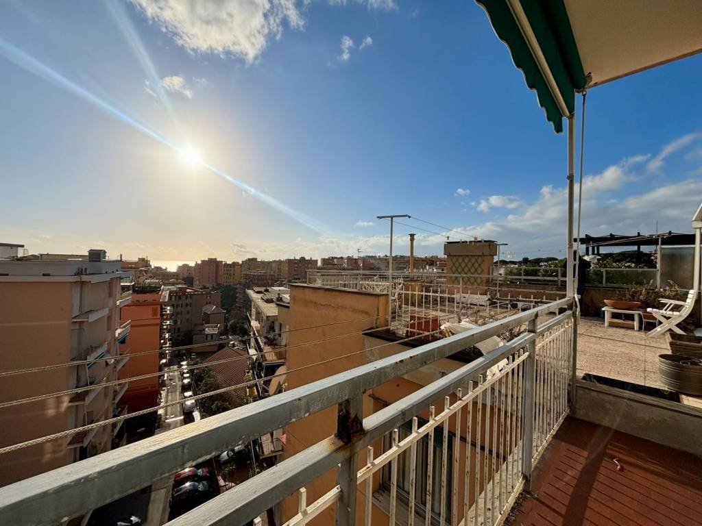 Appartamento a Genova in Viale Pio VII, 46 - Foto 2