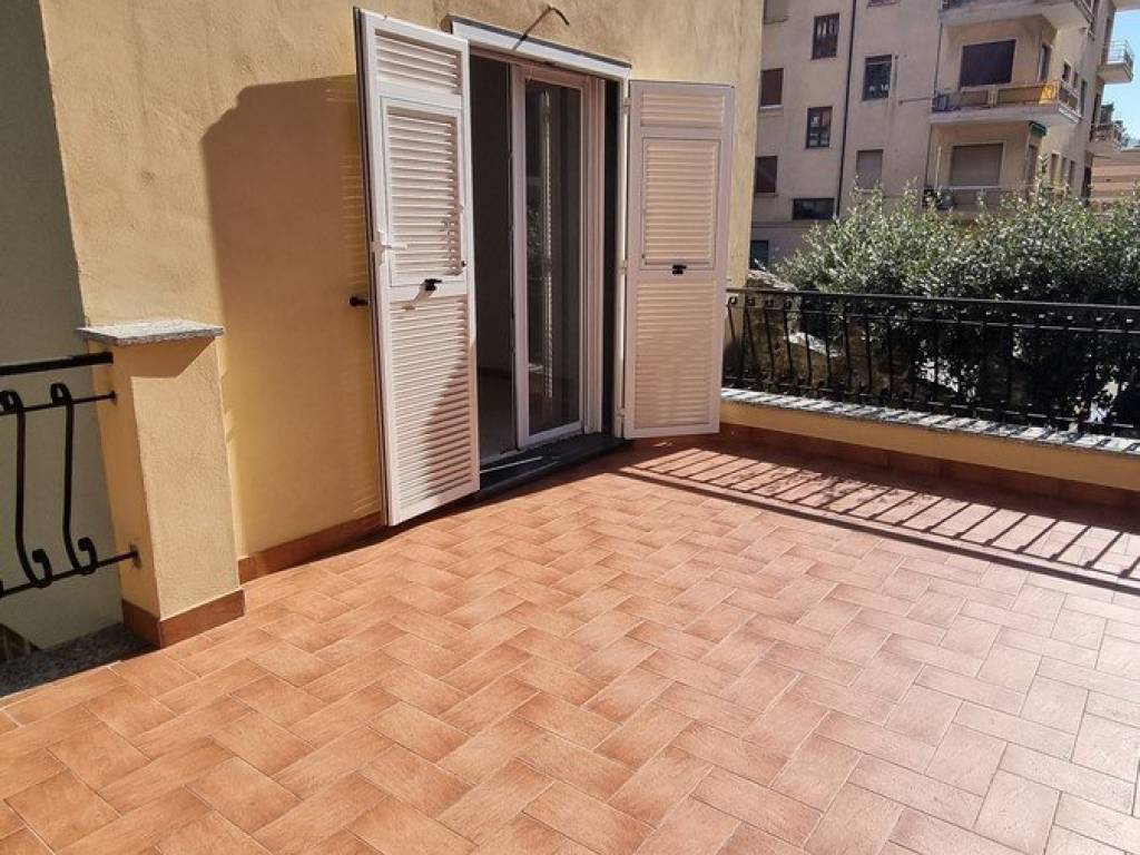 Appartamento a Celle ligure in Via Vittorio Veneto - Foto 4