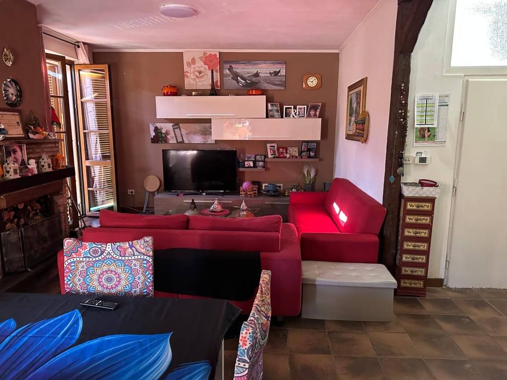 Villa a Valtopina in Viale Umbria - Foto 2