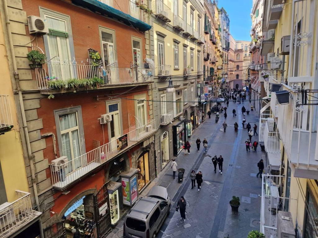 Appartamento a Napoli in Via Chiaia, 209 - Foto 2
