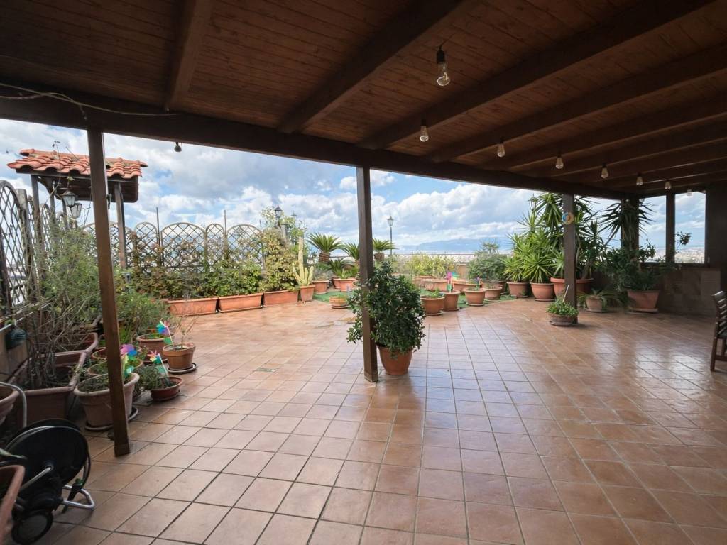 Appartamento a Napoli in Via Nuova Toscanella - Foto 4