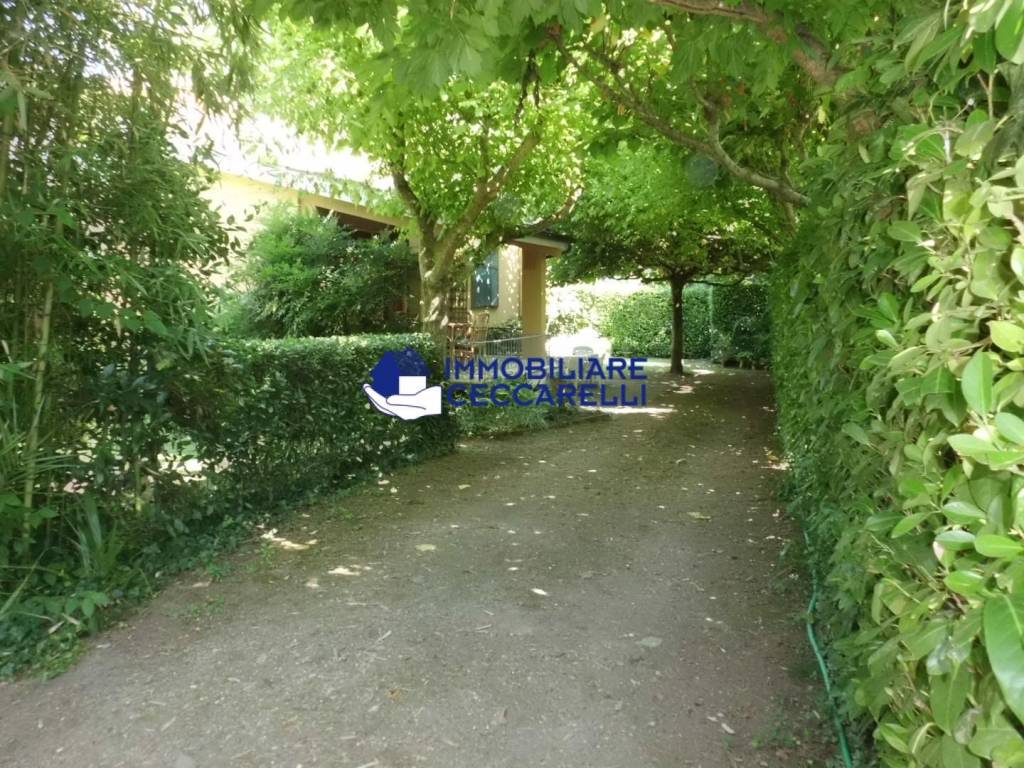 Villetta a schiera a Massa in Via dei Fichi, - Foto 4