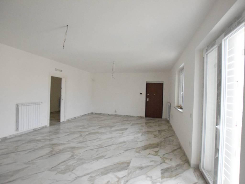 Appartamento a Casoria in Via Castagna Traversa 1 - Foto 3