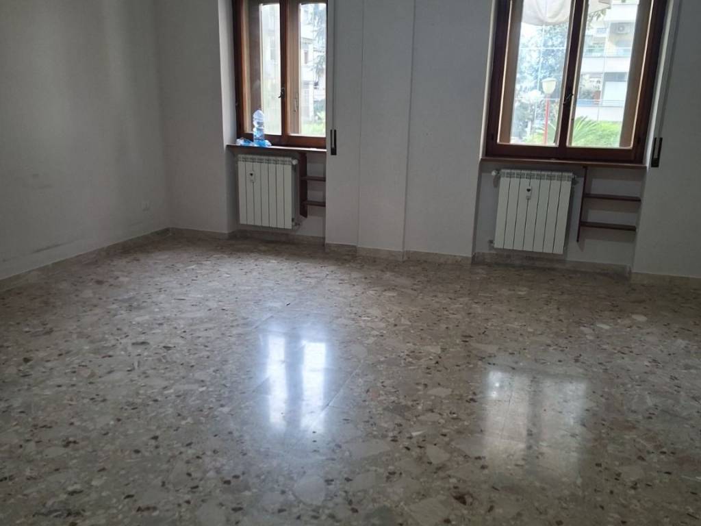 Appartamento a San giorgio a cremano in Via Alessandro Manzoni, 106 - Foto 2