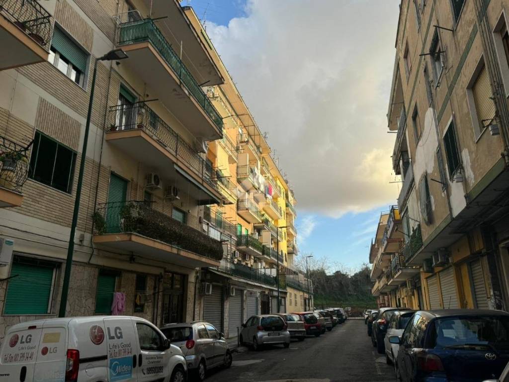 Appartamento a Napoli in Via Francesco Provenzale, 39 - Foto 5