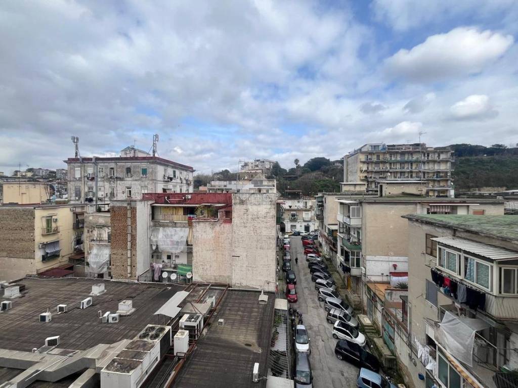 Appartamento a Napoli in Calata Capodichino, 162 - Foto 3