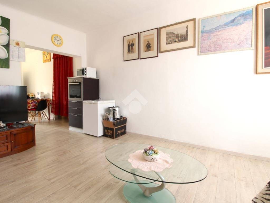 Appartamento a Merate in Via Statale D. Lago di Como e D. Spluga, 59 - Foto 3