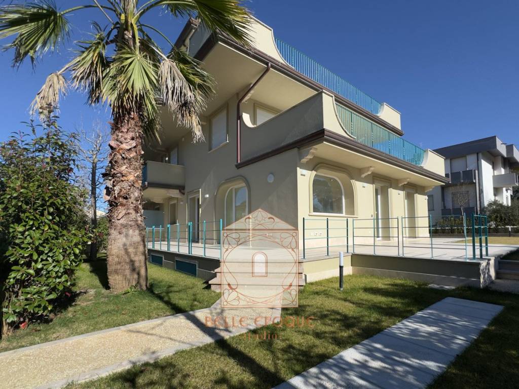 Appartamento a Viareggio in Via Novara, 5 - Foto 3